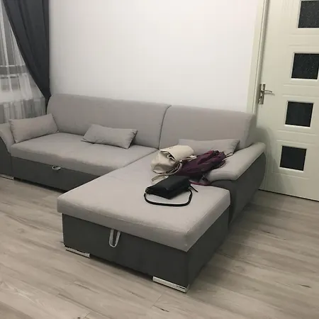 Apartman Cu 2 *